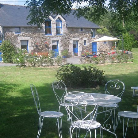 La Touche D'En Bas Hotel Plouguenast Exterior foto